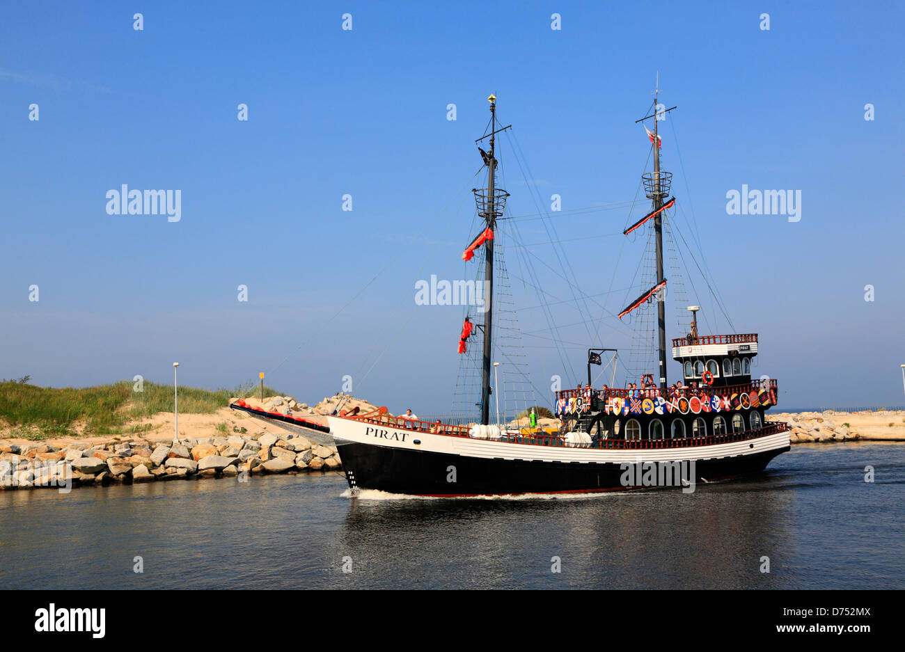 Kolobrzeg (Kolberg), Crociera turistica con un Pirateship, mar Baltico Pomerania, Polonia Foto Stock