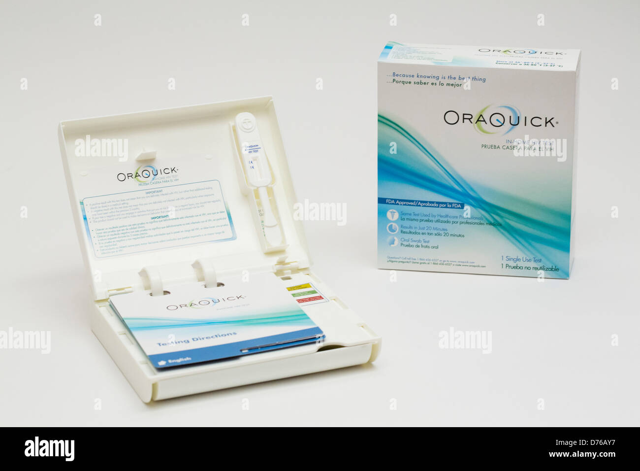 Un Oraquick in-home test HIV kit. Foto Stock