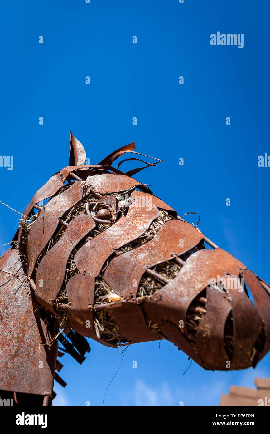 Metallo scultura di cavallo Foto Stock