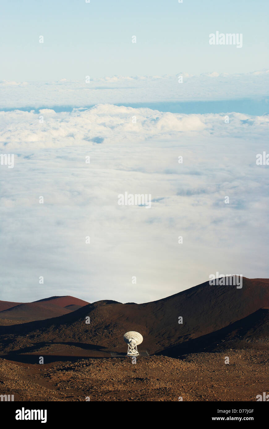 Radi telescopio sulla collina molto lunga schiera di Baseline Mauna Kea Hawaii Isole Hawaii USA Foto Stock