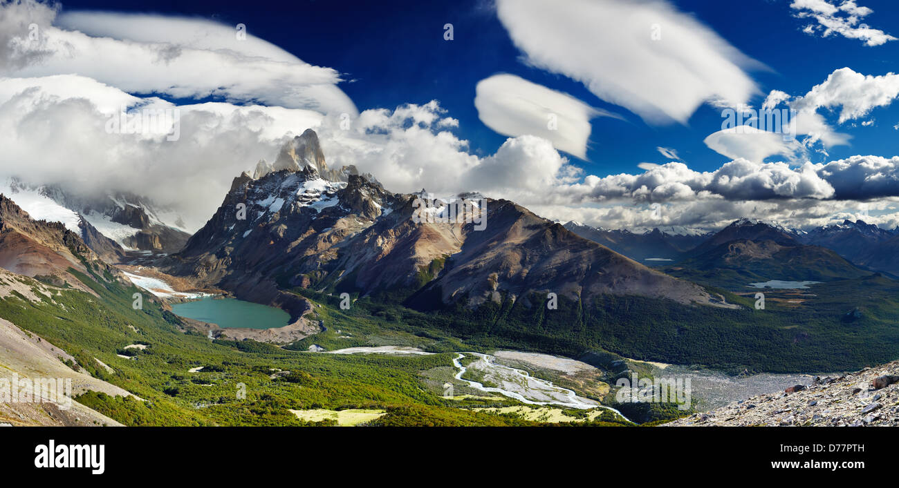 Il monte Fitz Roy e laguna Torre, parco nazionale Los Glaciares, Patagonia, Argentina Foto Stock