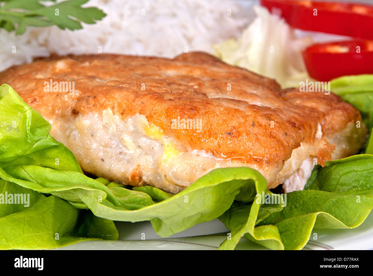 Pollo fritto chop con riso e verdure Foto Stock
