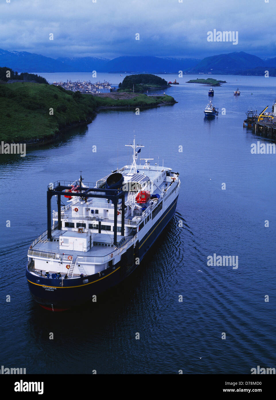 L'Alaska Marine Highway FERRY M/V Tustumena vela in Kodiak Alaska. Foto Stock