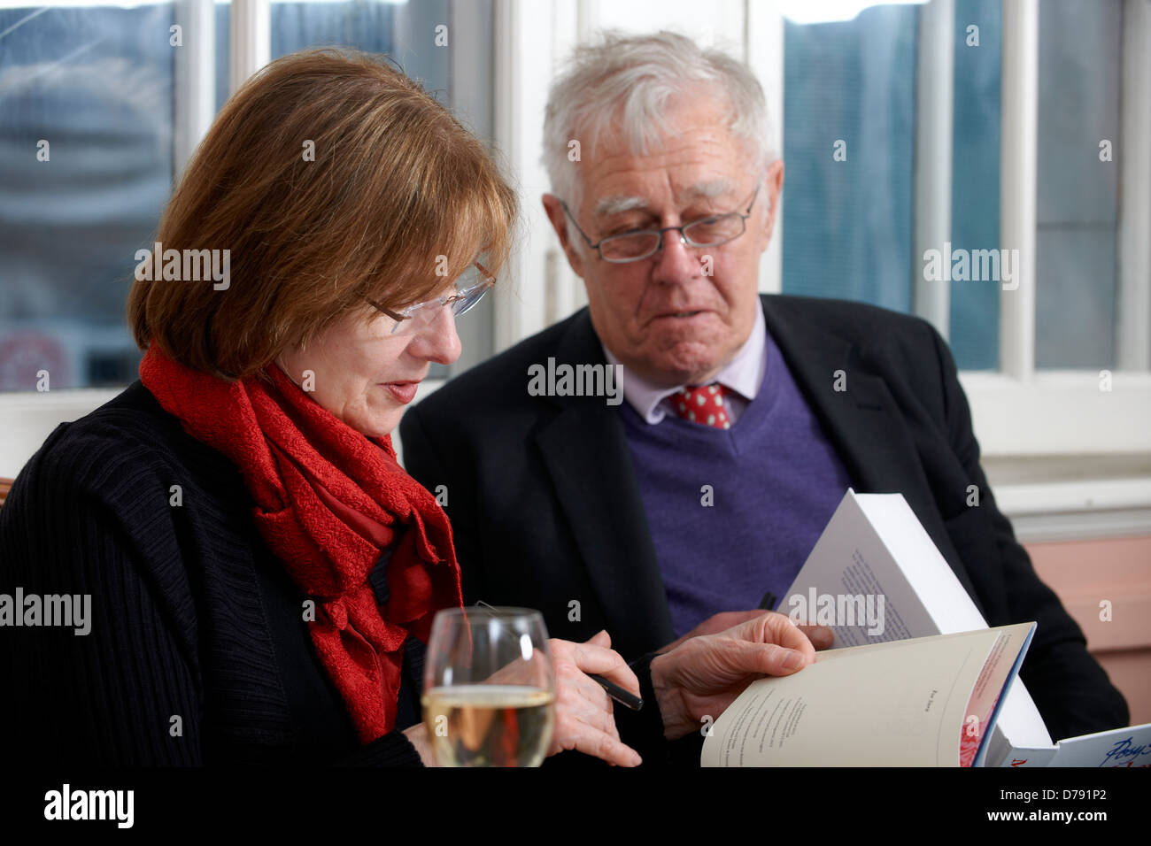 Posy Simmonds & Richard Ingrams al oldie pranzo letterario 16/4/13, Foto Stock