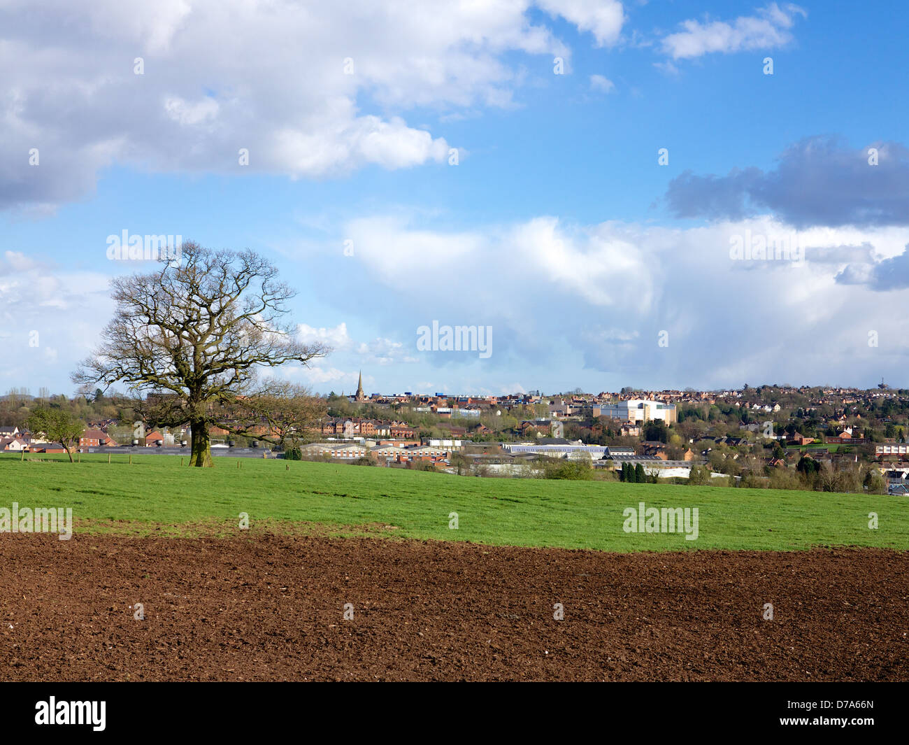 Redditch Town Center da terreni agricoli, Worcestershire Foto Stock