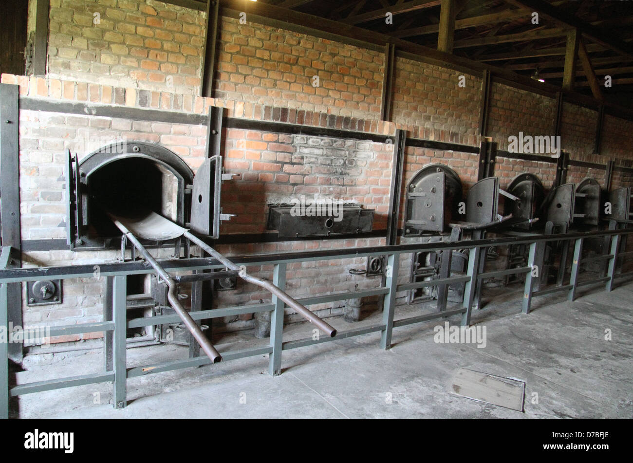 Forni per il crematorio di Majdanek morte camp in Polonia Foto Stock