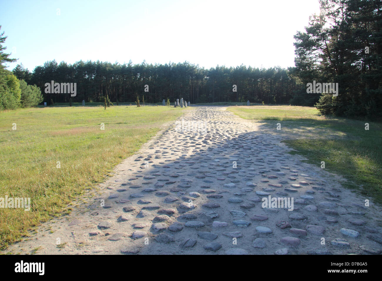 Il modo in cui Treblinka le sue vittime sono stati costretti a girare sul loro modo nelle camere a gas in questo campo di sterminio in Polonia Foto Stock