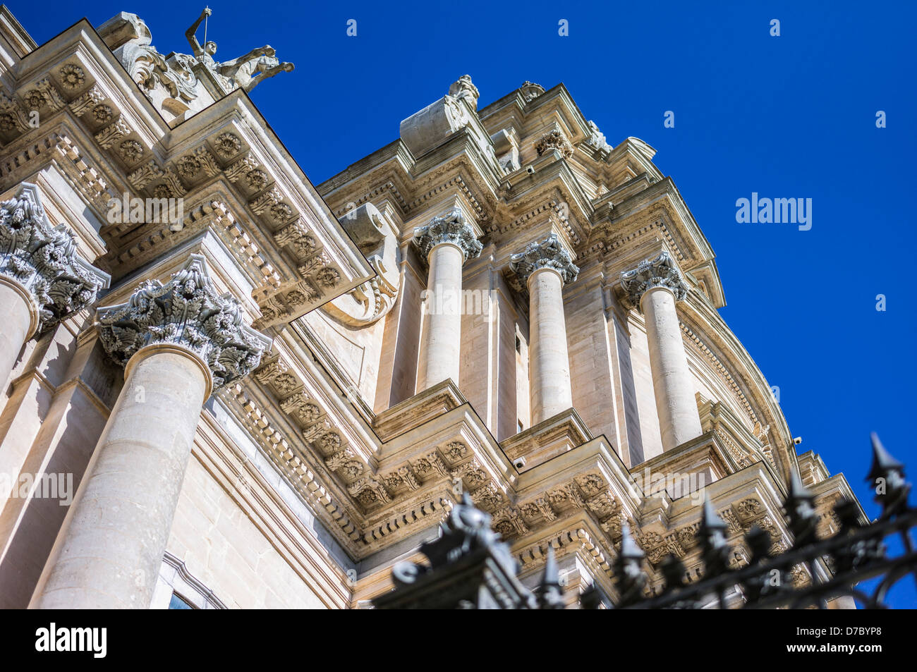Europa Italia, sicilia,,Ragusa Ibla, la Piazza del Duomo di San Giorgio duomo progettato da Rosario Gagliardi dettaglio della facciata Foto Stock