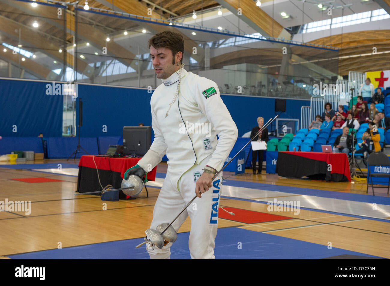 Matteo Tagliariol (ITA) a Vancouver Grand Prix di uomini Epee 2013 a Richmond Olympic Oval. Richmond, della Columbia britannica in Canada Foto Stock