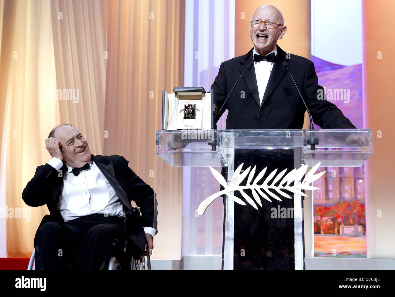 Bernardo Bertolucci 2011 Festival Internazionale del Cinema di Cannes - Giorno 1 - Cerimonia di apertura - all'interno di Cannes, Francia - 11.05.11 Foto Stock