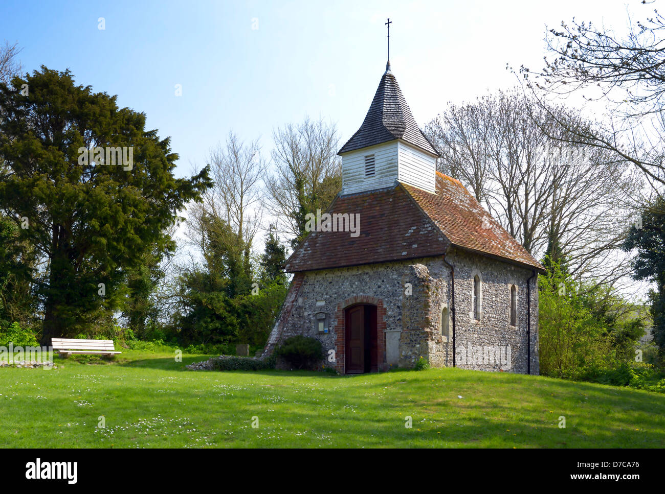 La piccola Chiesa del Buon Pastore a Lullington sulla South Downs sopra Alfriston, East Sussex, Regno Unito Foto Stock