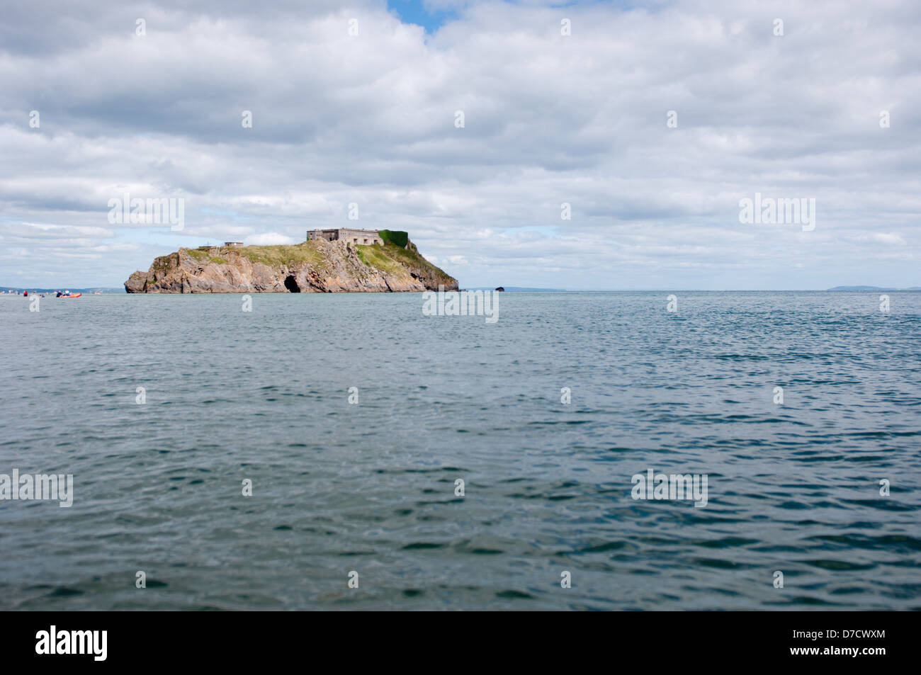 Santa Caterina's Island, colloquialmente noto come St Catherine's Rock, in Tenby, Galles. Foto Stock