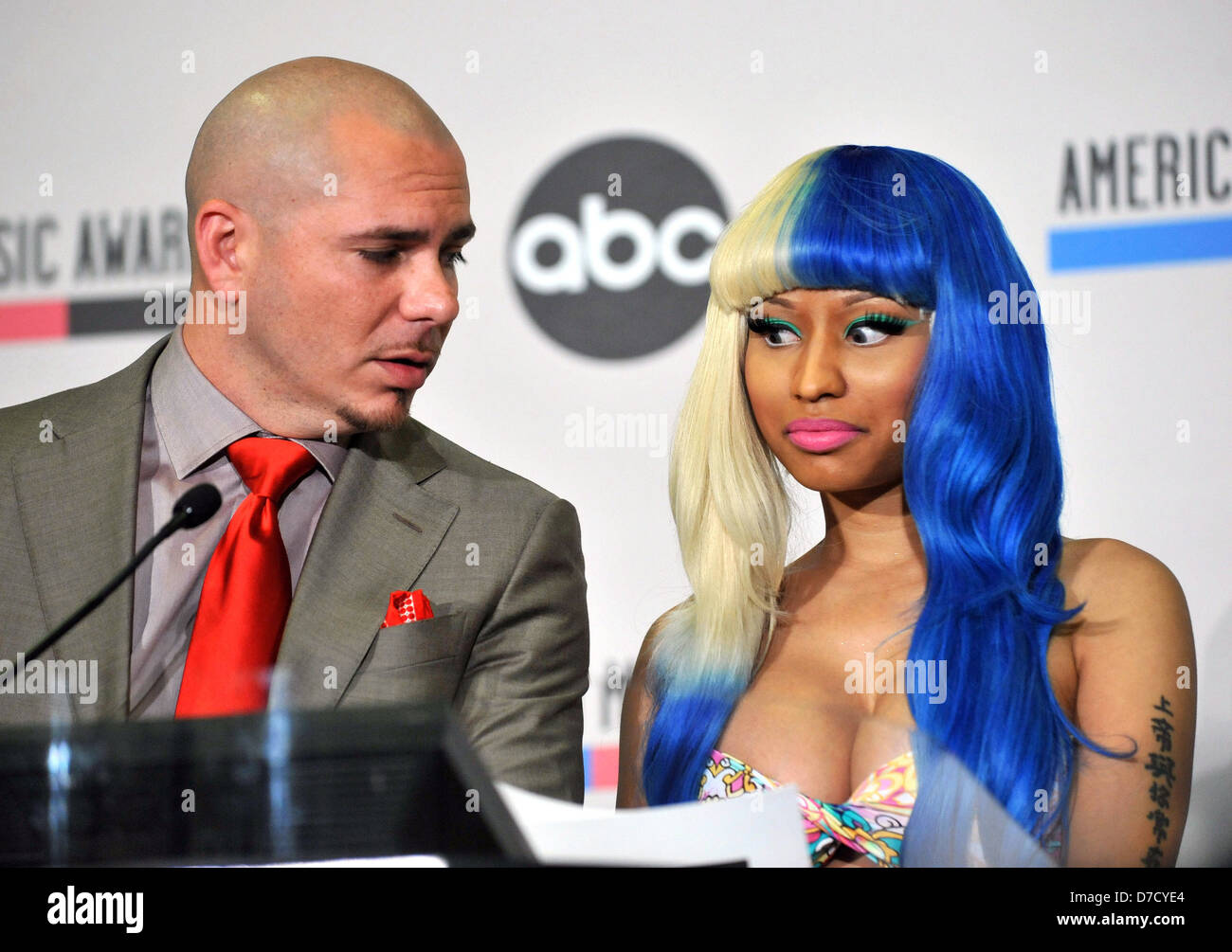 Pitbull e Nicki Minaj 2011 American Music Awards candidati conferenza stampa tenutasi a JW Marriott Los Angeles in L.A. LIVE Los Foto Stock