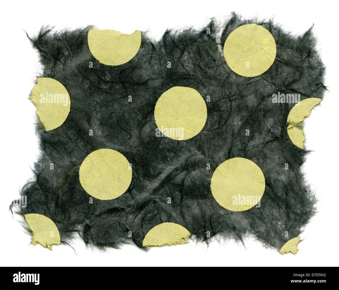 Texture grigio scuro carta riso verde pois i bordi strappati. Isolato su sfondo bianco. Acquisite a 2400dpi utilizzando professional Foto Stock