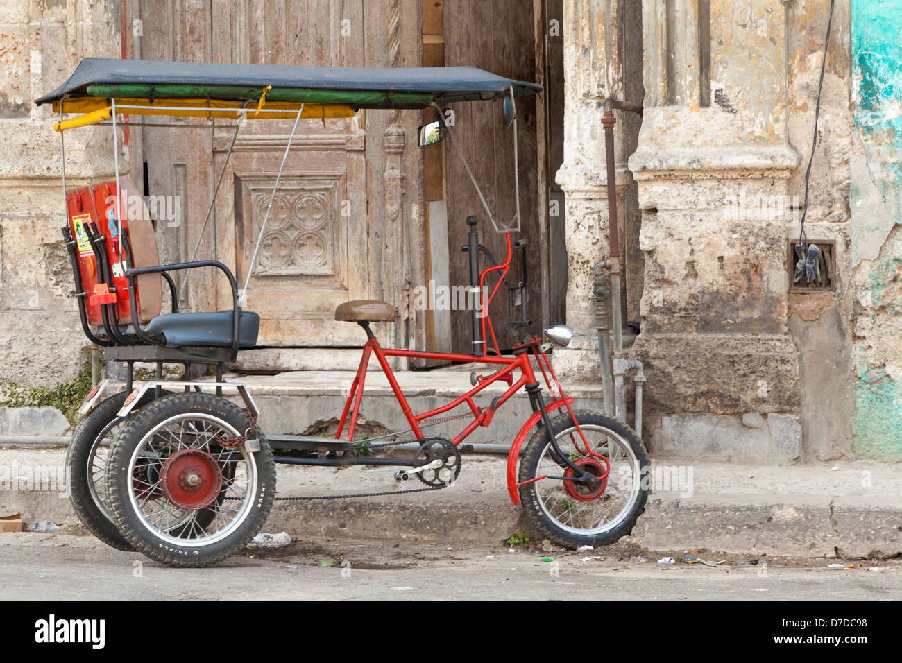 Ciclo di risciò a l'Avana, Cuba Foto Stock