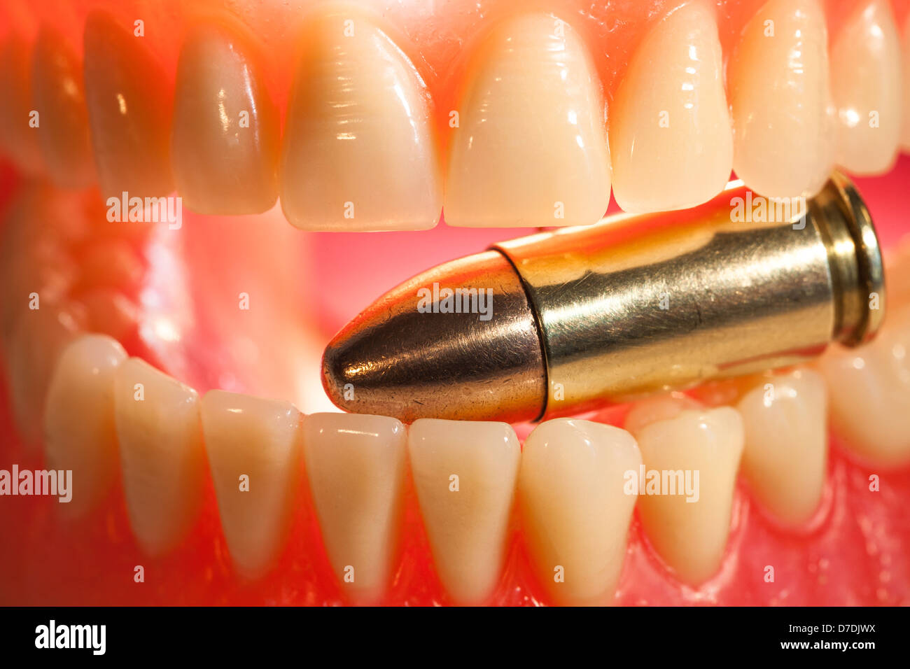 Visual della frase "mordere il bullet', STATI UNITI D'AMERICA Foto Stock
