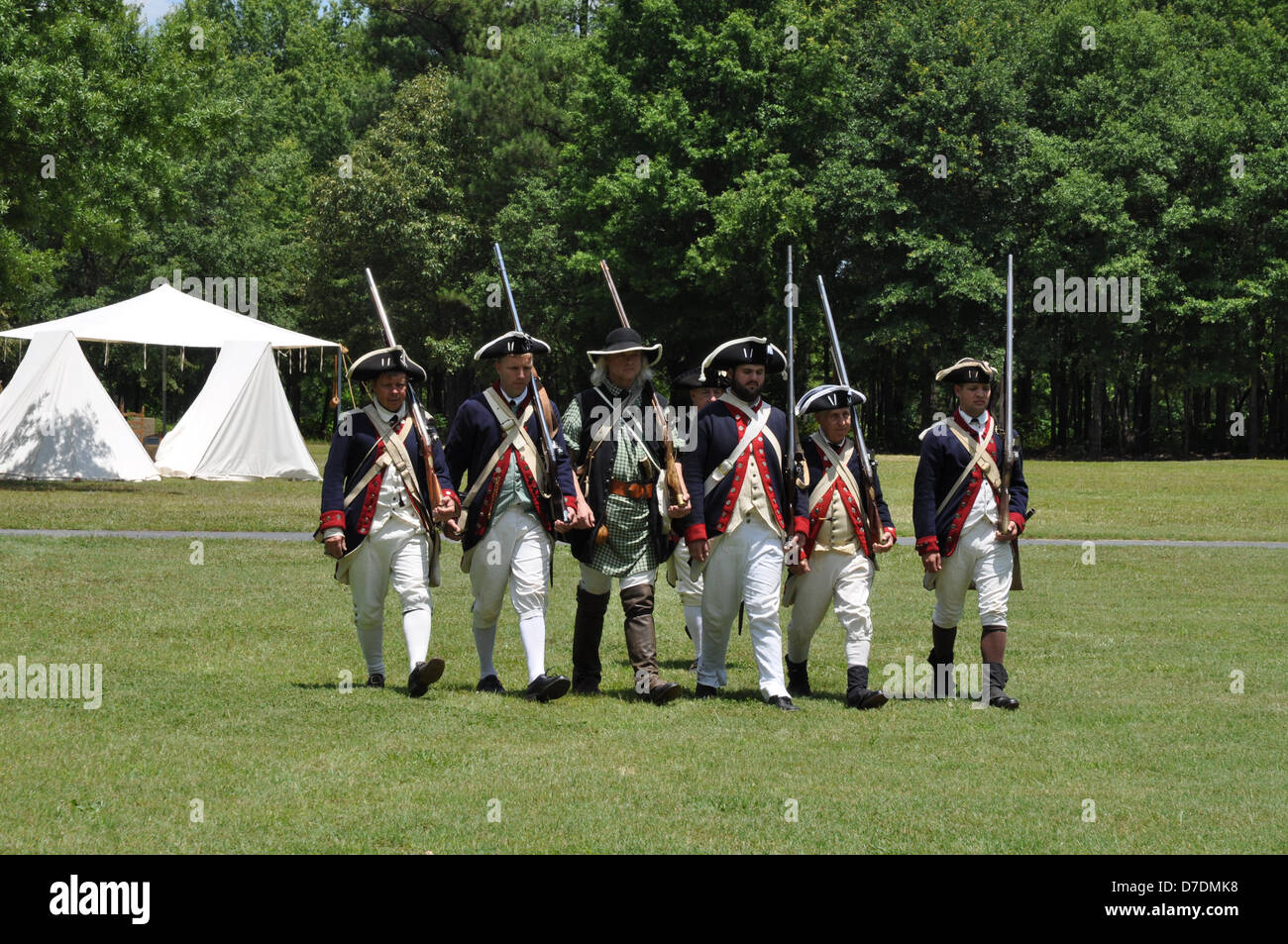 Una rievocazione storica della Rivoluzione Americana a Cowpens Battelfield nazionale. Foto Stock