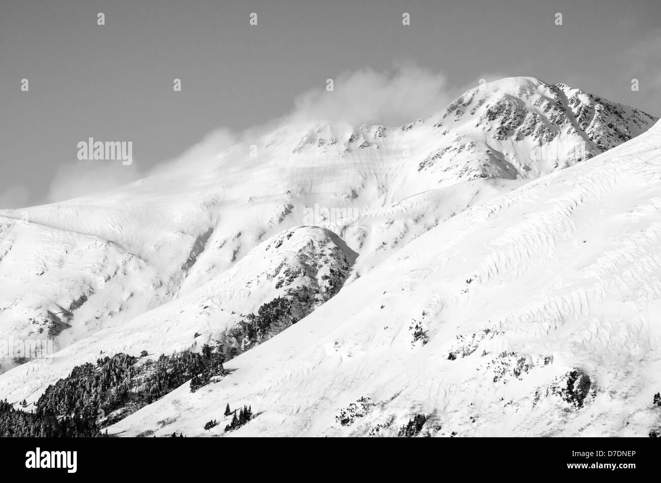 Picchi di montagna vicino a Anchorage in Alaska Foto Stock