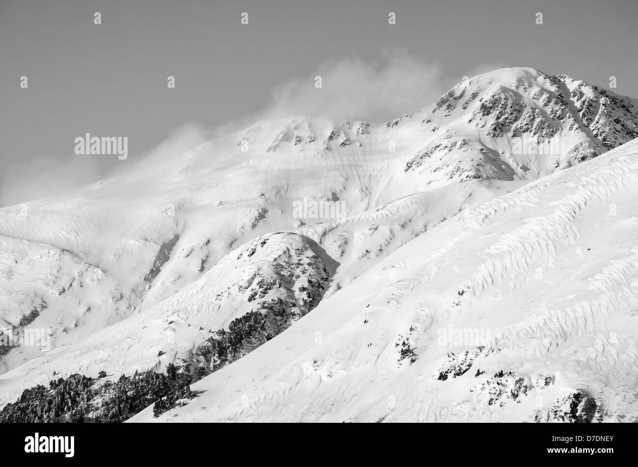 Picchi di montagna vicino a Anchorage in Alaska Foto Stock
