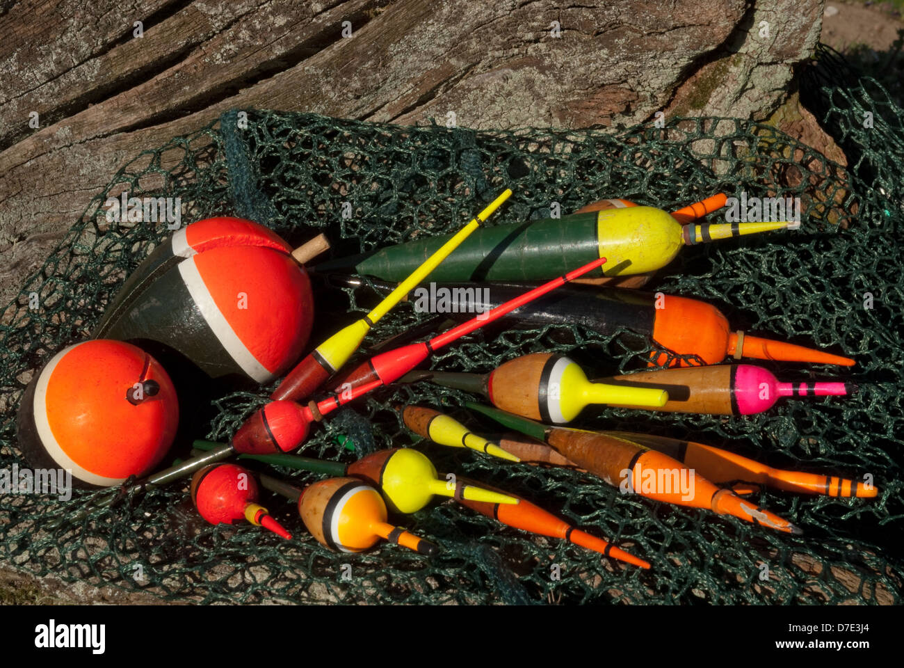 Una selezione di vintage di pesca in acqua dolce galleggianti Foto Stock