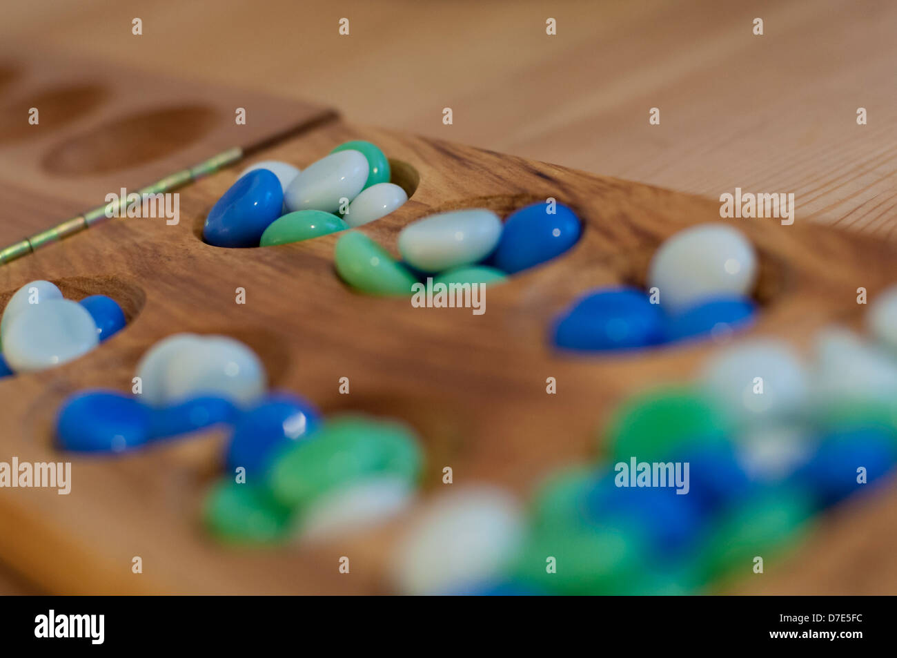 Mancala. Scheda tradizionale gioco. Foto Stock
