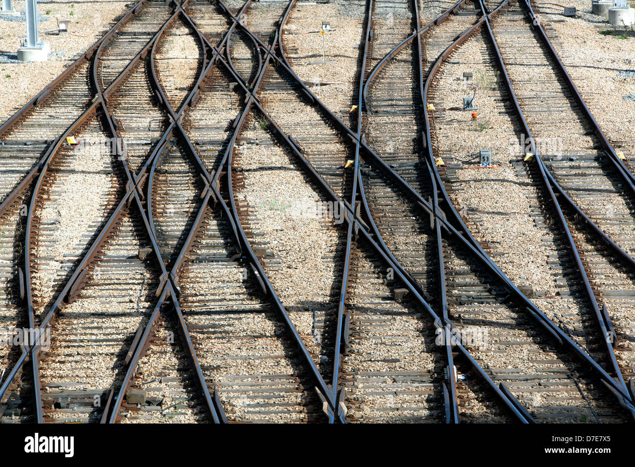 I binari ferroviari principali inserendo l'Adelaide stazione ferroviaria Foto Stock