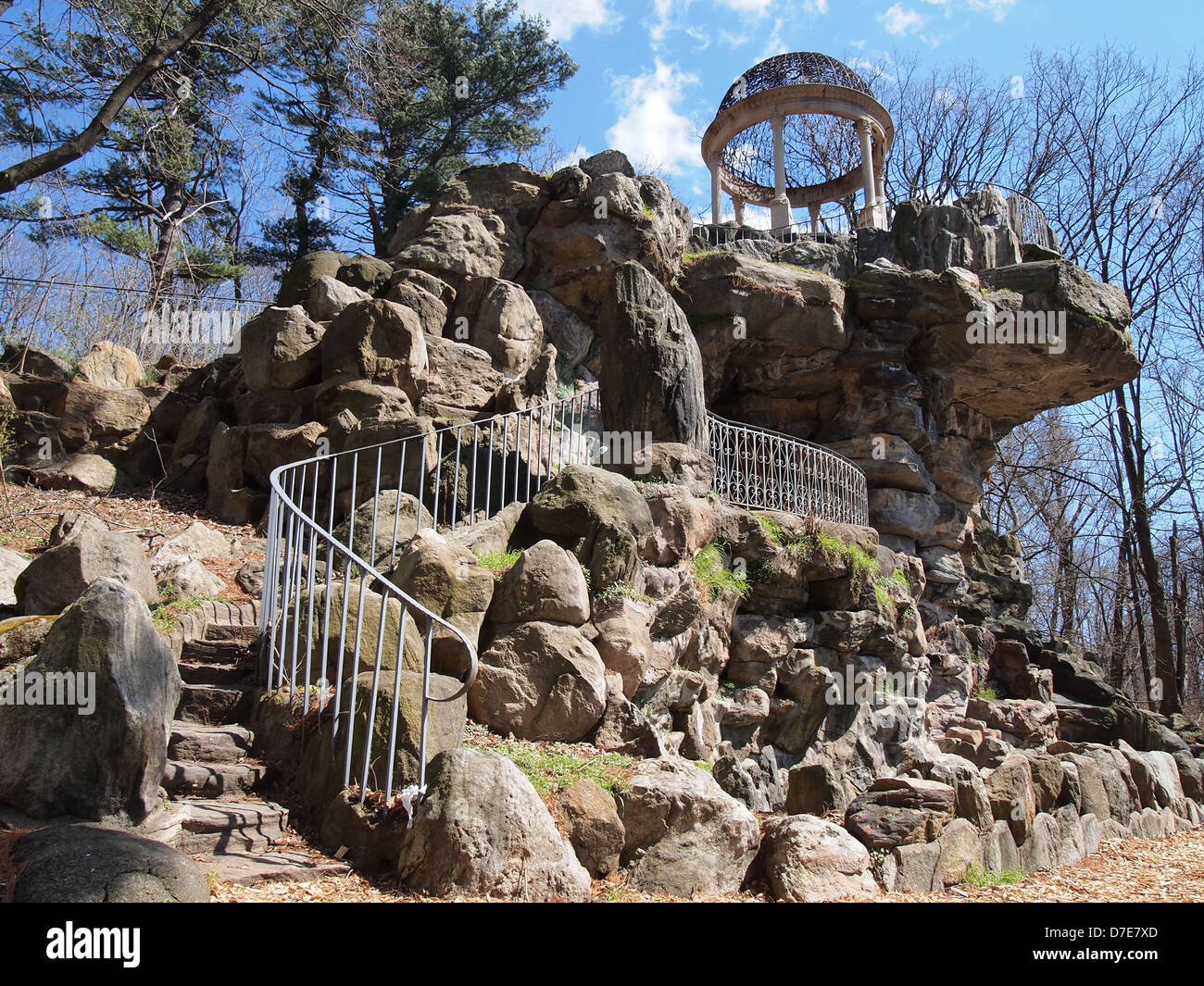 Tempio di amore a Untermyer Park, Yonkers, New York, Stati Uniti d'America, 14 aprile 2013, © Katharine Andriotis Foto Stock