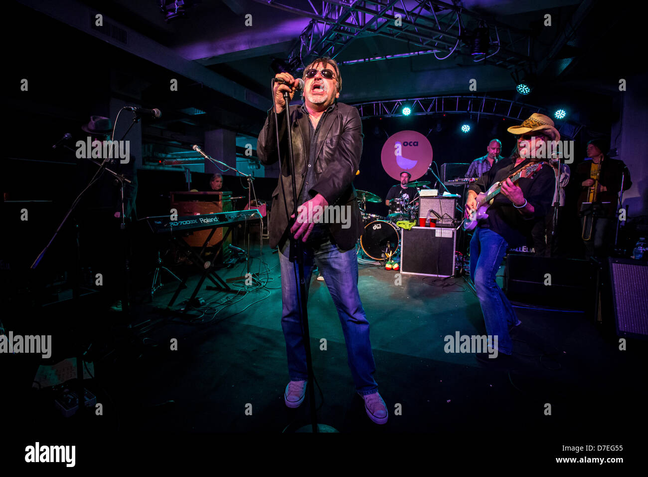 Milano Italia. 05 maggio 2013. Southside Johnny e la Asbury Jukes suona dal vivo presso Officine Creative Ansaldo in ultima data di "i poveri stupidi Tour 2013" in Europa. Credito: Rodolfo Sassano / Alamy Live News Foto Stock