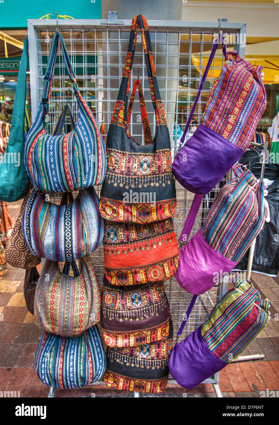 Sacchetti per la vendita nel mercato in kl malaysia Foto Stock