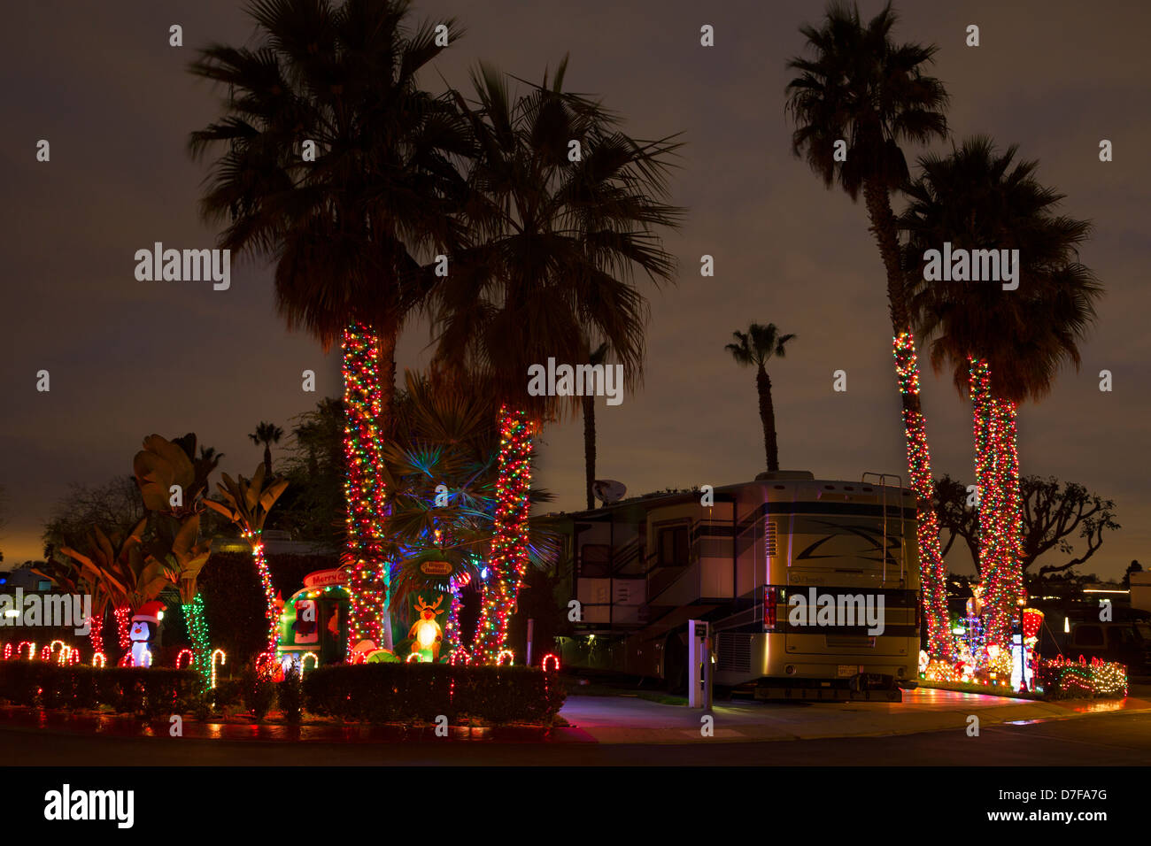 Le luci di Natale in Newport Dune Resort RV, Newport Beach, Orange County, California. Foto Stock