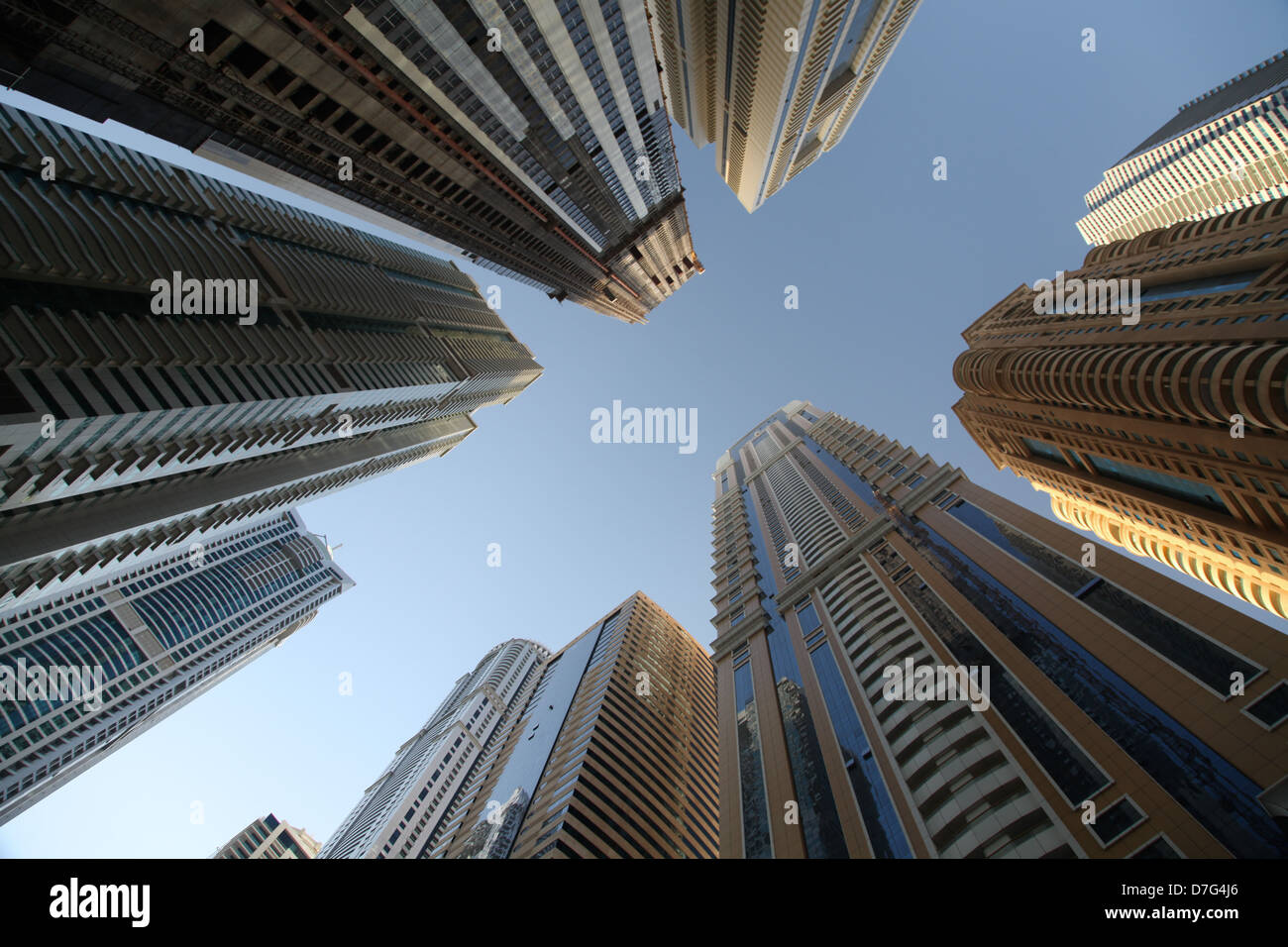 Dubai Marina grattacieli Hi Tech Skyline di edifici Foto Stock