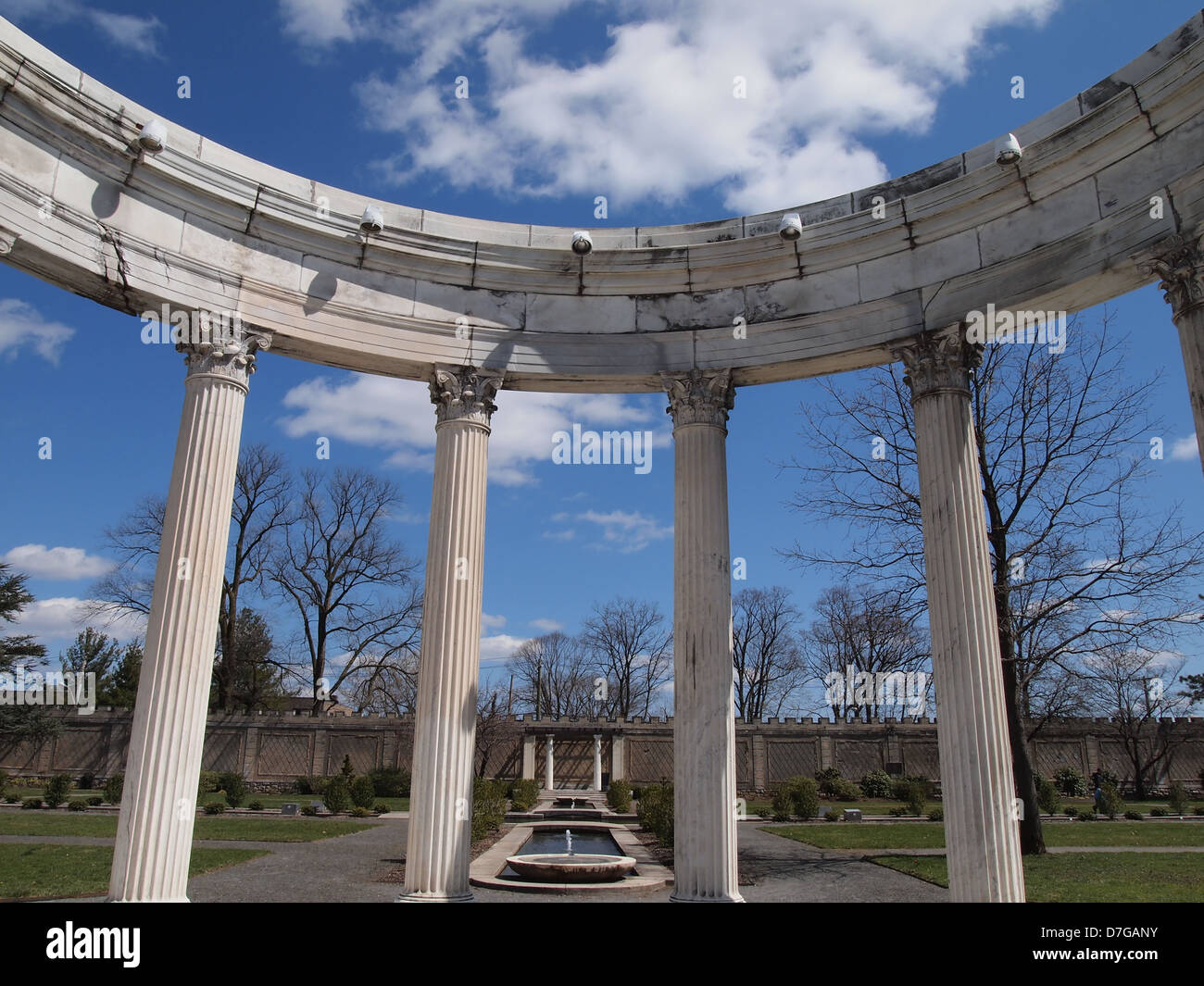Tempio circolare a Untermyer Park, Yonkers, New York, Stati Uniti d'America, 14 aprile 2013, © Katharine Andriotis Foto Stock