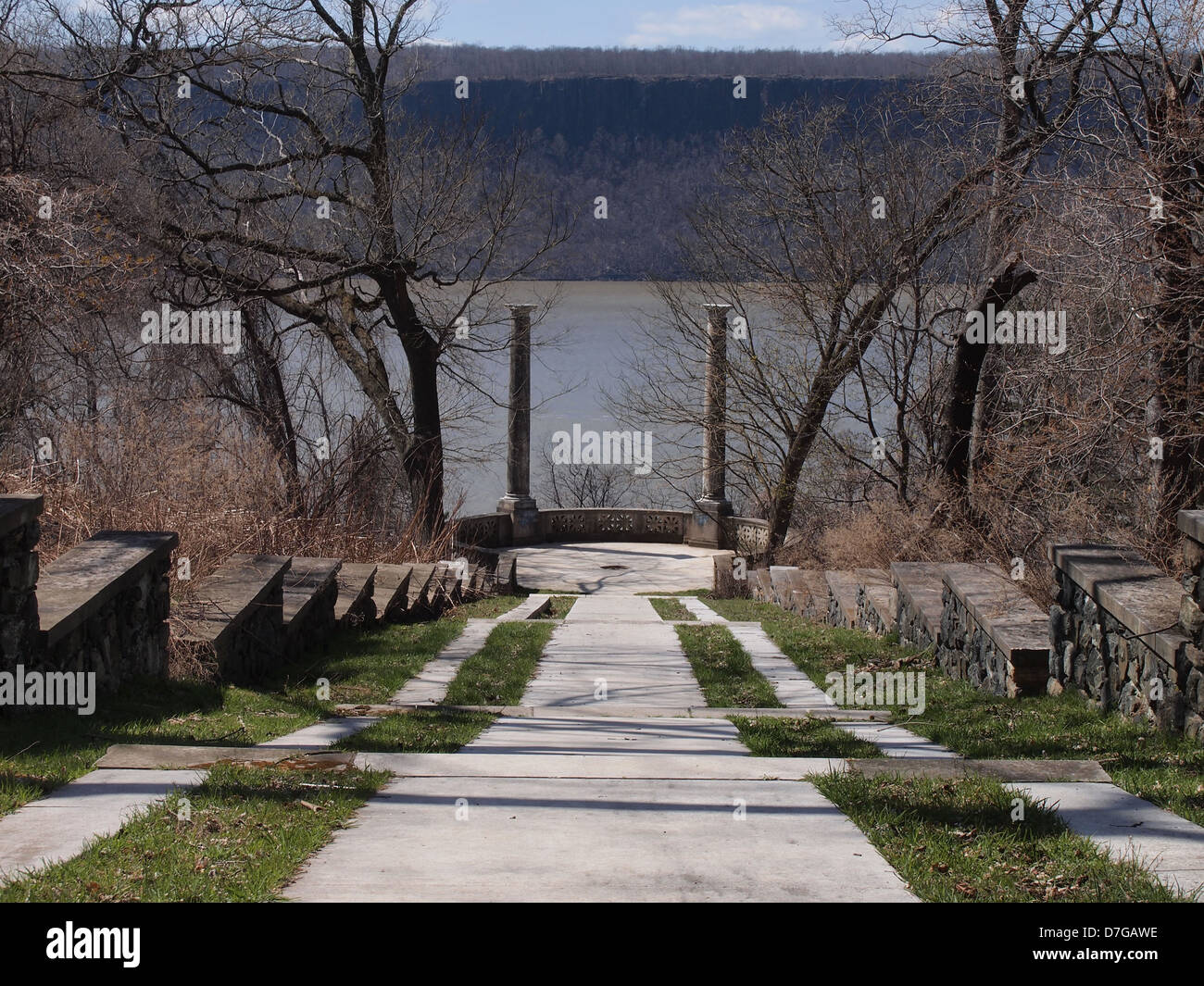 La vista al Parco Untermyer (basato su Villa D'Este, il lago di Como), Yonkers, New York, Stati Uniti d'America, 14 aprile 2013, © Katharine Andriotis Foto Stock