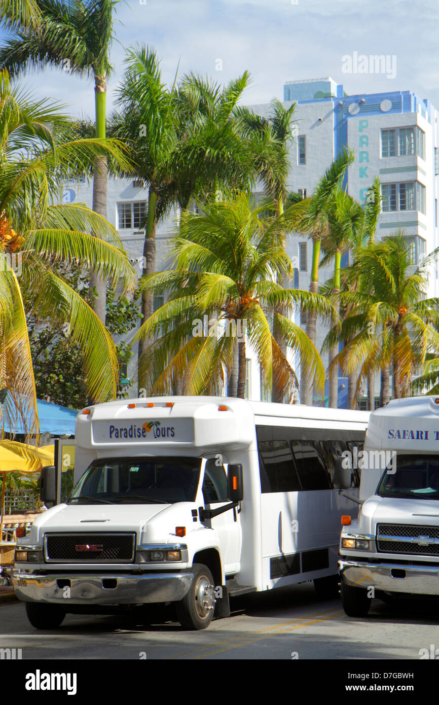 Miami Beach Florida, Ocean Drive, tour, autobus, pullman, mini, van, palme, visitatori viaggio viaggio turismo turistico punto di riferimento cultura culturale, Foto Stock