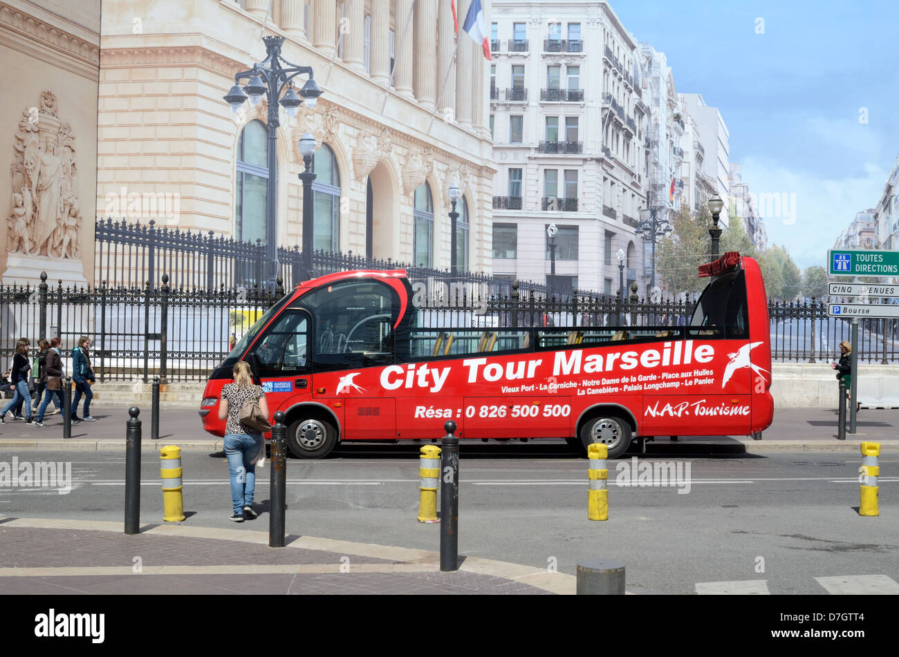 Autobus turistico Open-Top sulla Canebière Marsiglia Provenza Francia Foto Stock