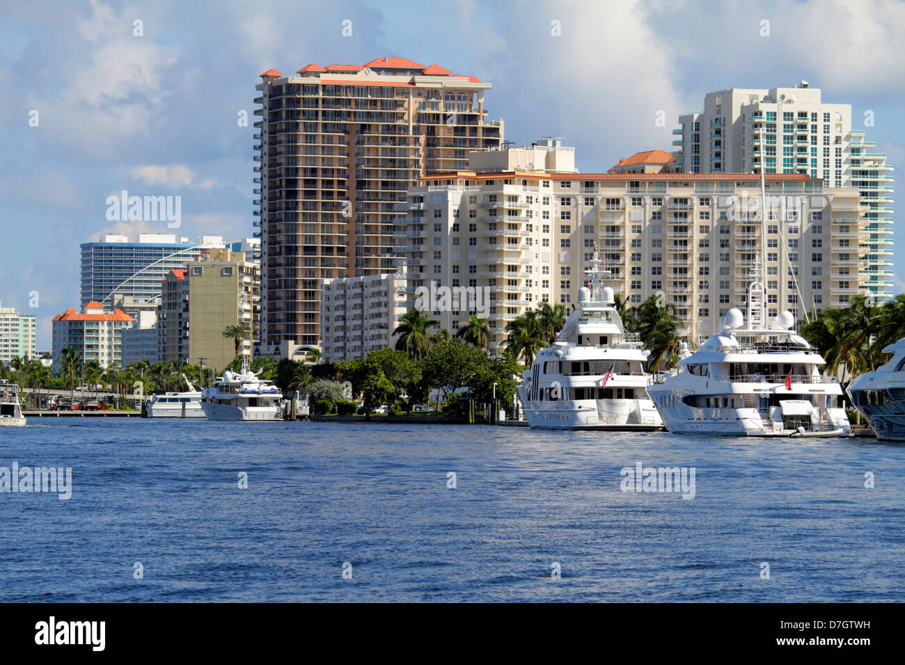 Ft. Fort Lauderdale Florida, Intracoastal New River Sound, Jackson Tower Condos, grattacieli alti grattacieli edifici condominio residenti Foto Stock