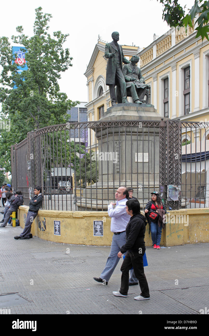 Santiago de Cile Universidad de Chile Università La Moneda Avenida Libertador Bernardo O'Higgins Avenida Alameda Foto Stock