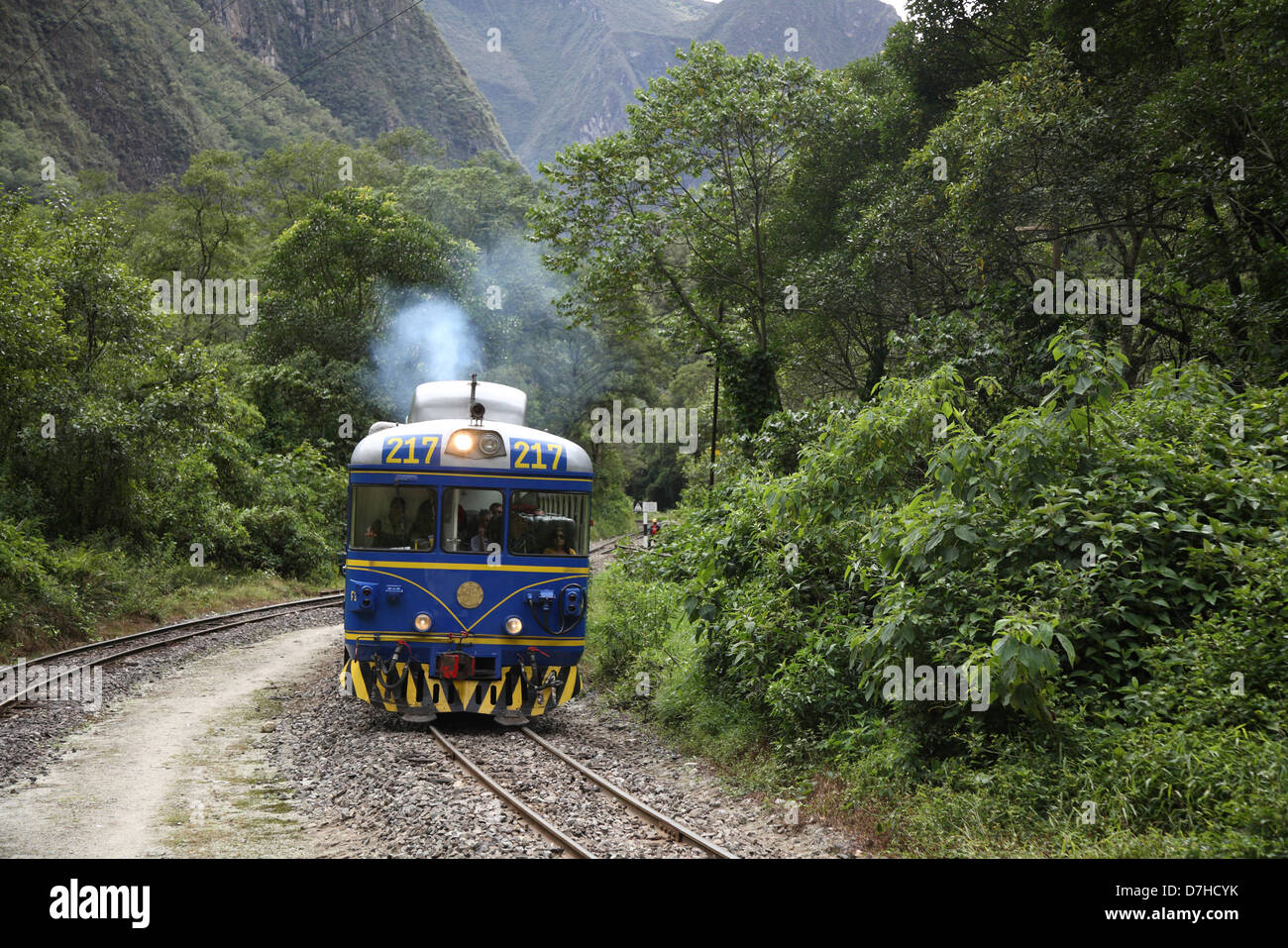 Il Perù Anden Valle di Urubamba Perù TRENO Ferrovia Foto Stock