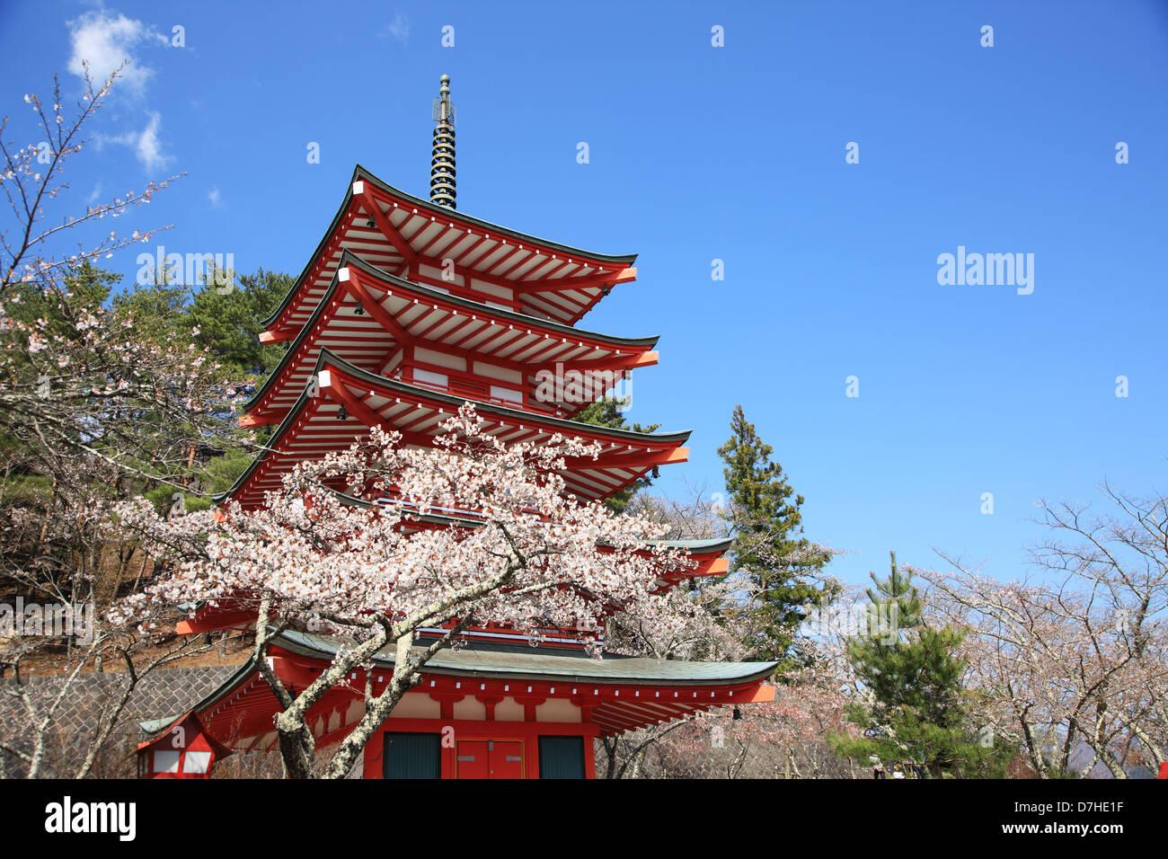 Giappone, Prefettura di Yamanashi, Pagoda di Fujiyoshida Foto Stock