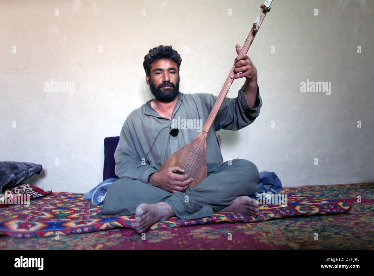 Musicista afghane a Kabul Foto Stock