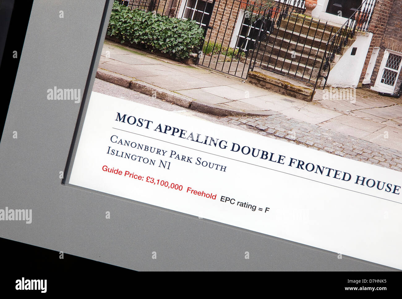 Un volume di affari di £ 1 milioni di case + raggiungere livelli record a Londra Foto Stock