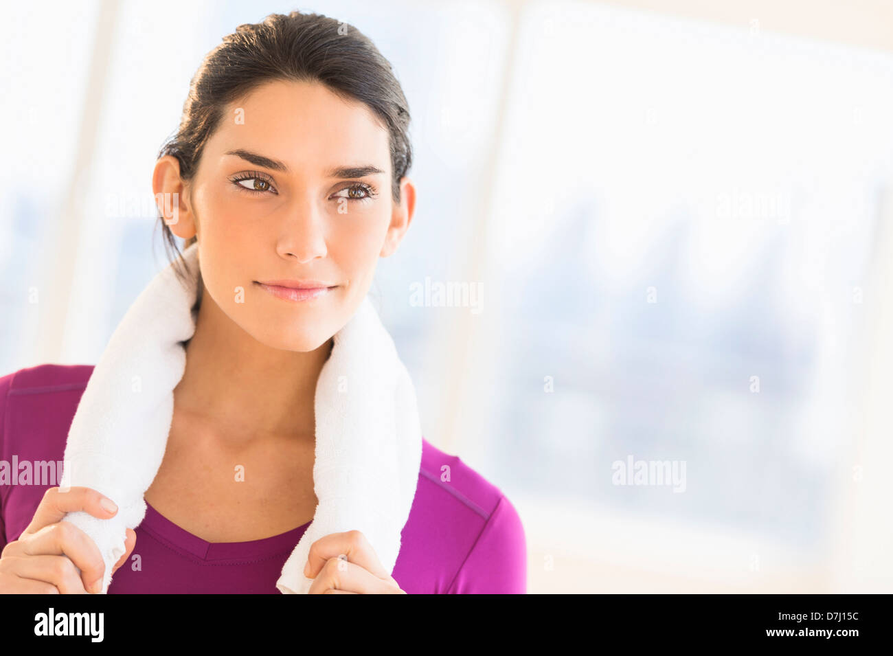 Giovane donna esercizio Foto Stock