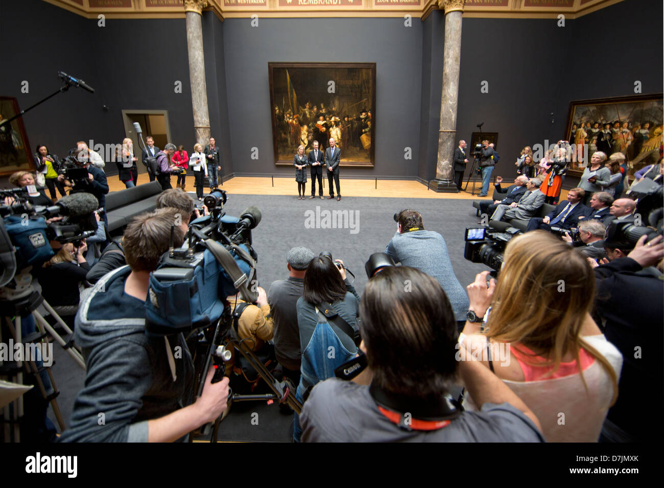 Ministro olandese dell'istruzione, della cultura e delle scienze: Jet Bussemaker (sinistra), Stef Blok, ministro delle aree urbane e govenrment (a destra) e Foto Stock
