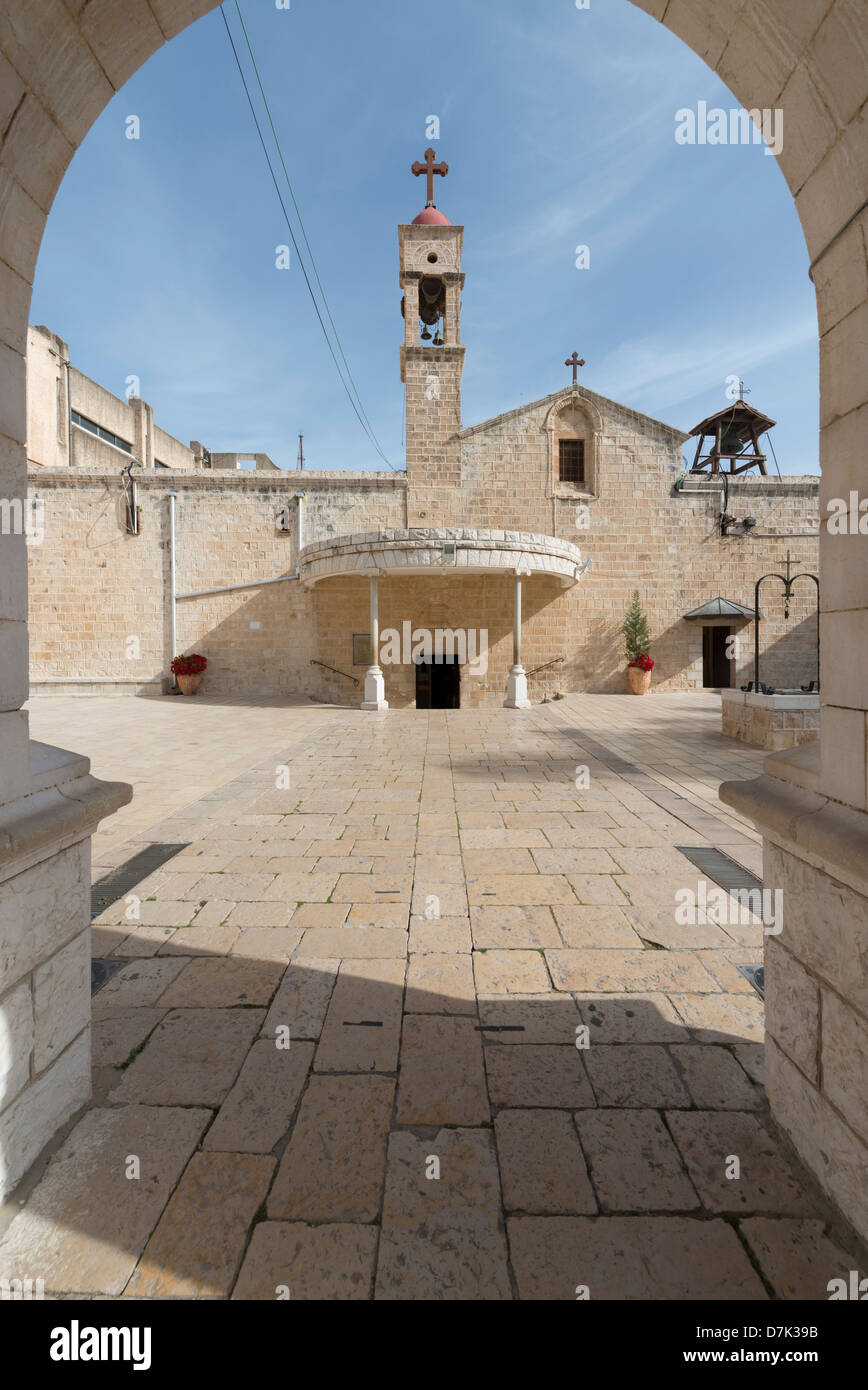 San Gabriele Chiesa di Nazareth, Israele. Sito di Maria è bene. Foto Stock