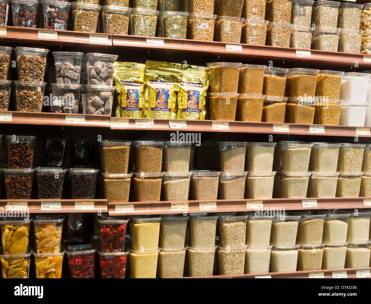 Frutta e spuntini di granella nel mercato fresco drogheria in Carolina del Sud, STATI UNITI D'AMERICA Foto Stock