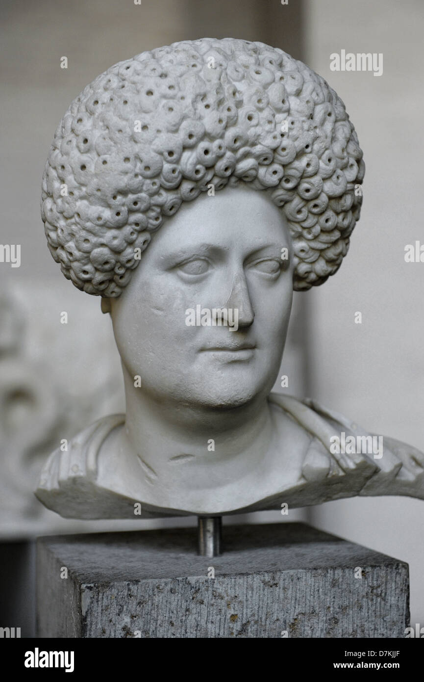 Arte romana. Busto di una donna. Circa 80 annuncio. Glyptothek. Monaco di Baviera. Germania. Foto Stock