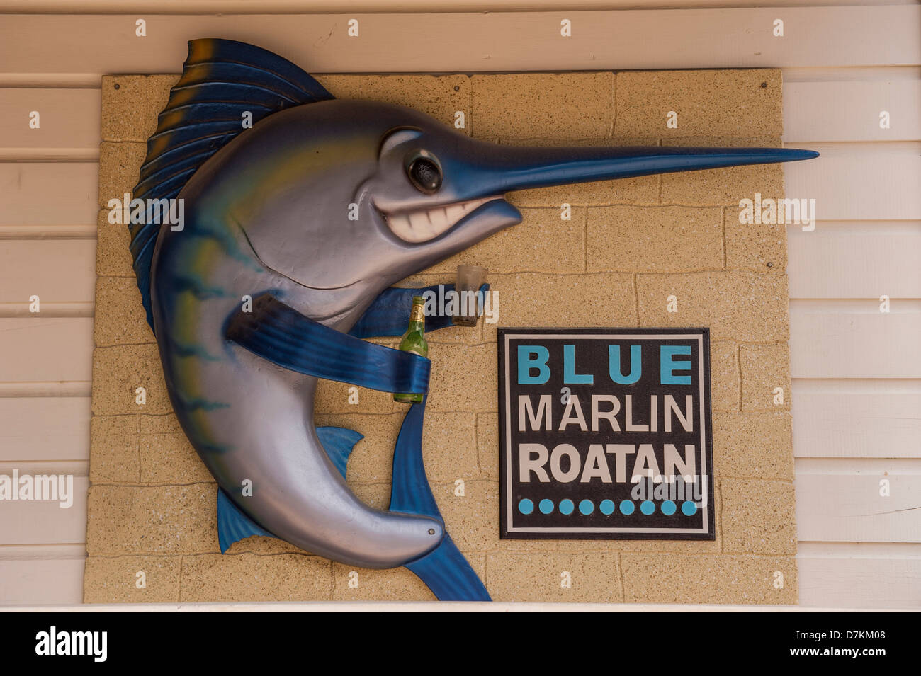 America centrale, Honduras, Roatan, West End Village, Blue Marlin bar, segno Foto Stock