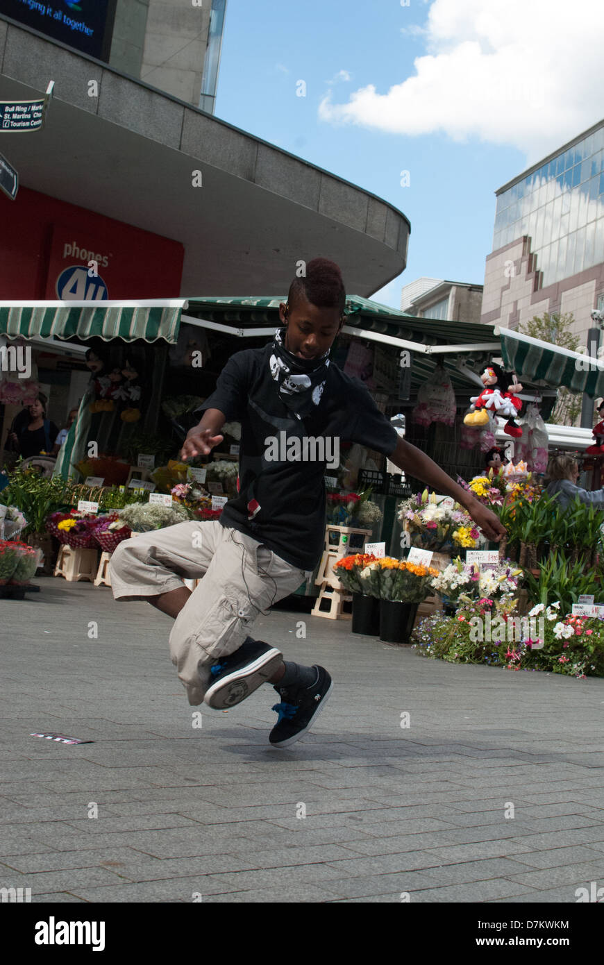 Street dancer eseguendo a Birmingham, Inghilterra. Foto Stock