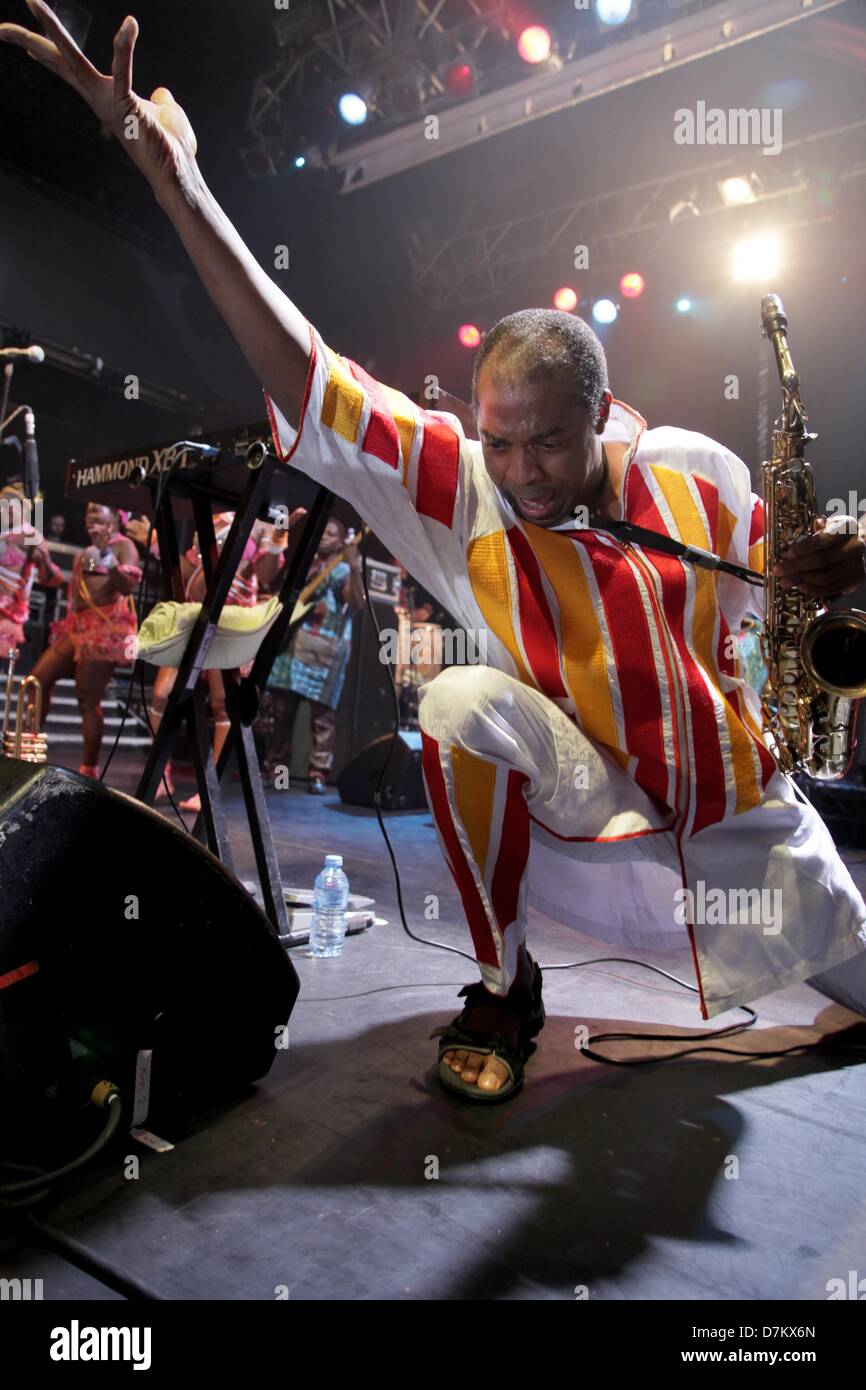 Londra, Regno Unito. Il 9 maggio 2013. Femi Kuti (figlio di FELA KUTI) aka Olufela Olufemi Anikulapo Kuti gioca KOKO venue, Mornington Crescent, Londra, Regno Unito. Credito: David Stock/Alamy Live News Foto Stock