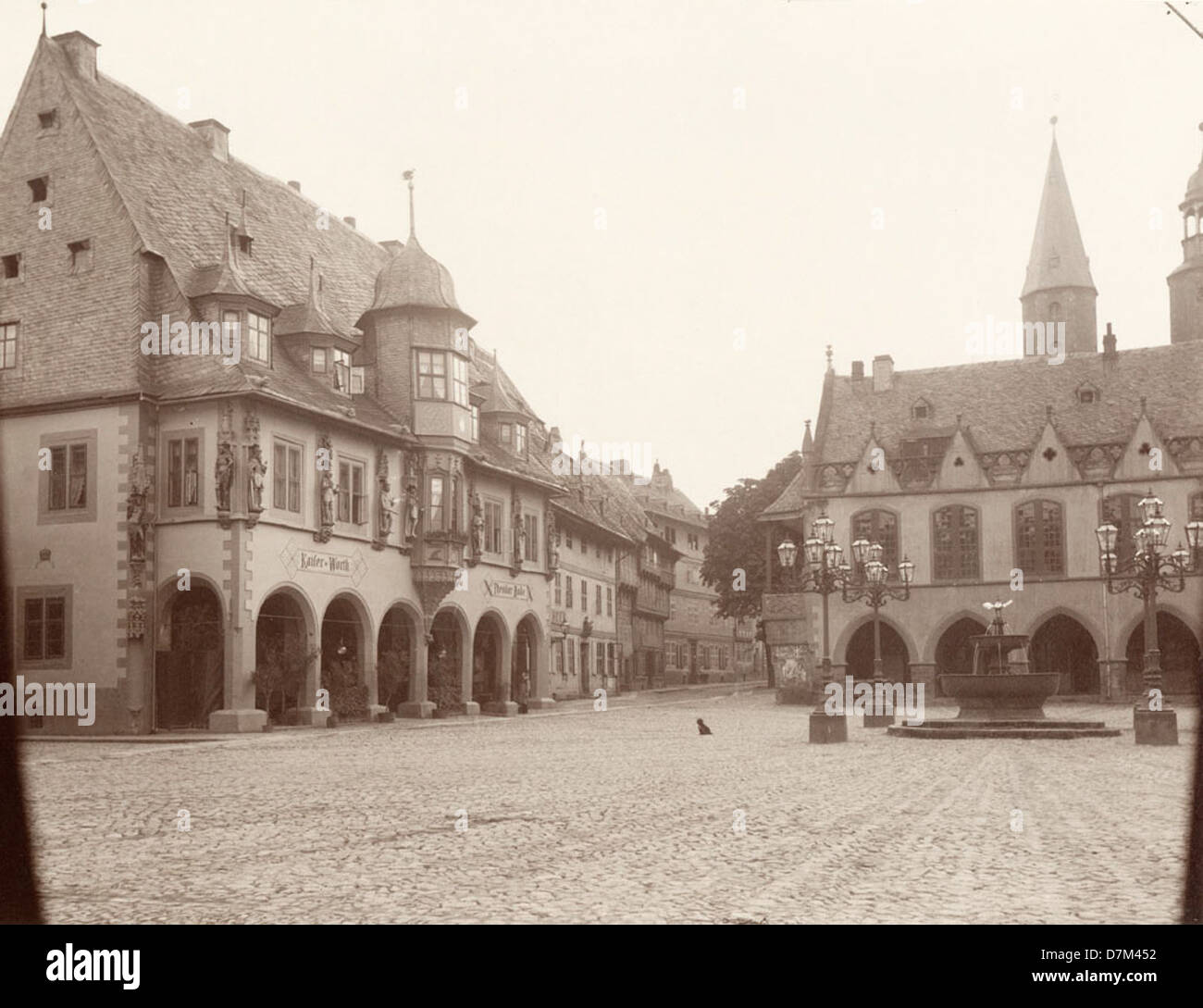 Marktplatz nella città vecchia di Goslar, Repubblica federale di Germania Foto Stock